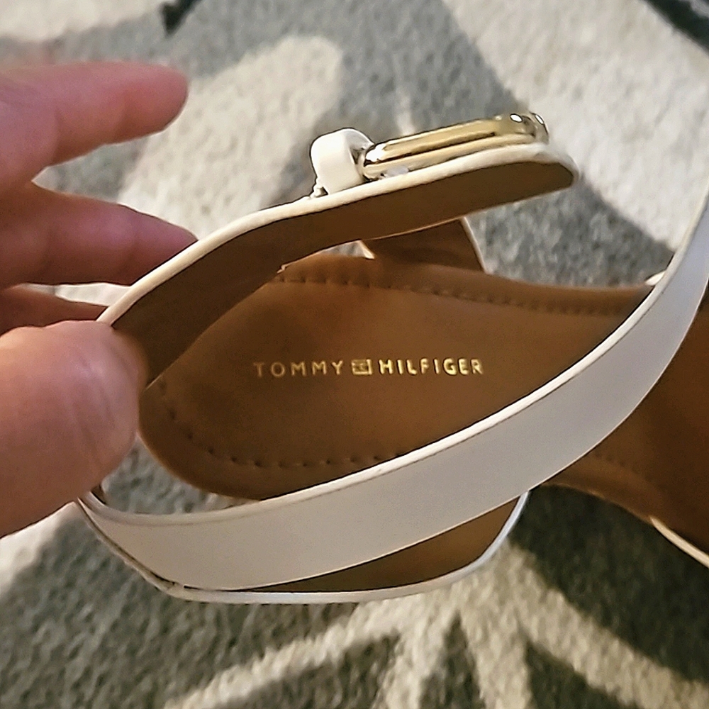 Tommy Hilfiger  white wedge open toe shoes. SIZE 8 $40.00